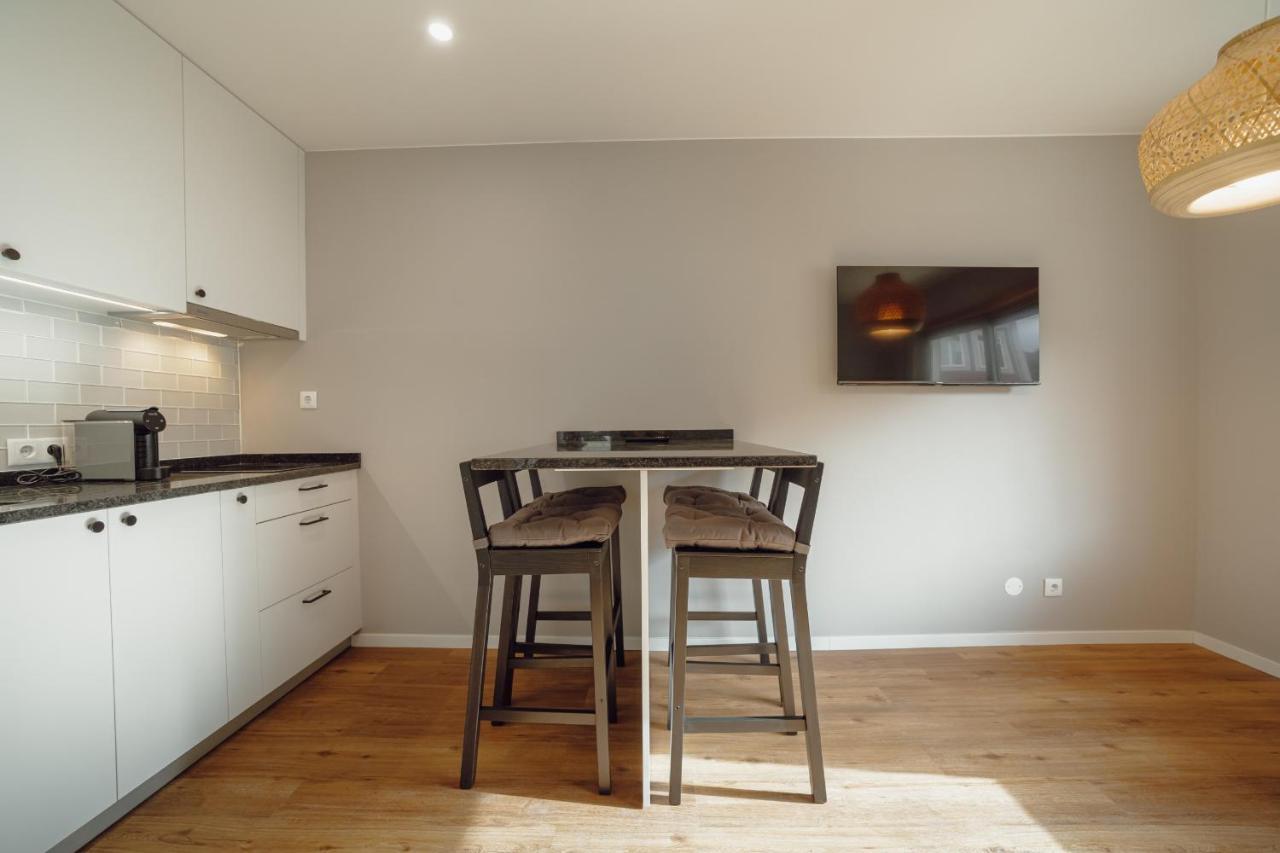 Crystal Palace Garden Stylish Apartment By Vacationy Porto Luaran gambar
