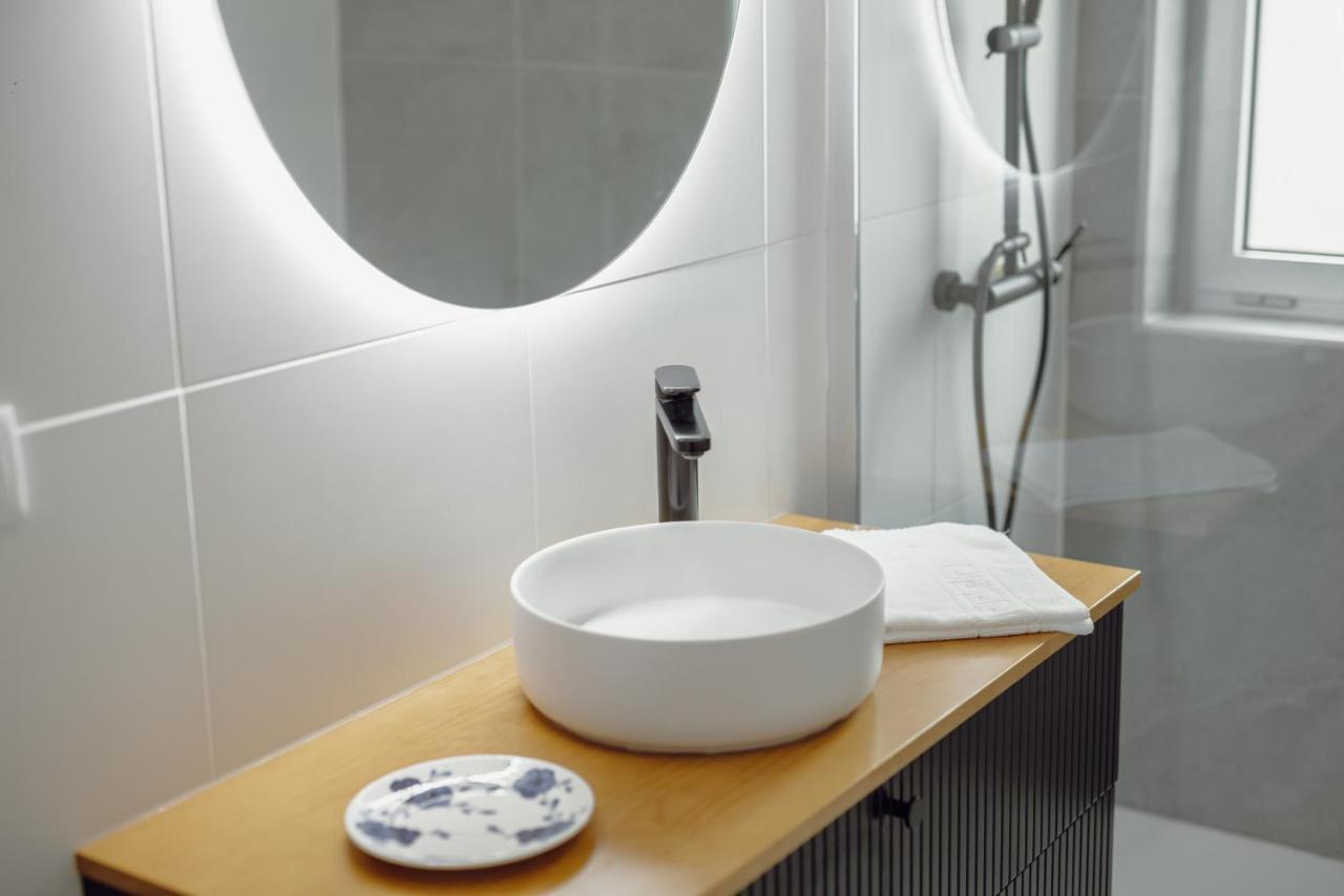 Crystal Palace Garden Stylish Apartment By Vacationy Porto Luaran gambar